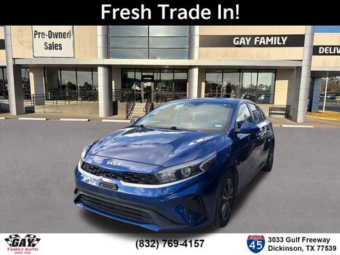 Used 2022 Kia Forte LXS FWD image 3