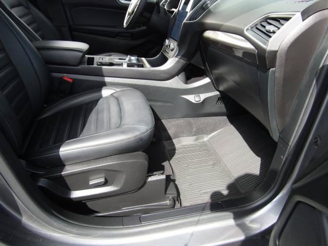 Used 2024 Ford Edge SEL w/ Convenience Package AWD/4WD image 11