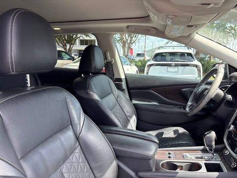Used 2019 Nissan Murano Platinum w/ Cargo Package FWD image 26