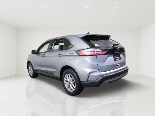 Certified 2024 Ford Edge SEL w/ Convenience Package AWD/4WD image 6