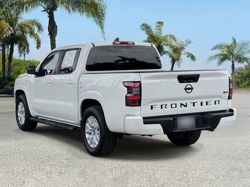 Certified 2023 Nissan Frontier SV RWD image 3