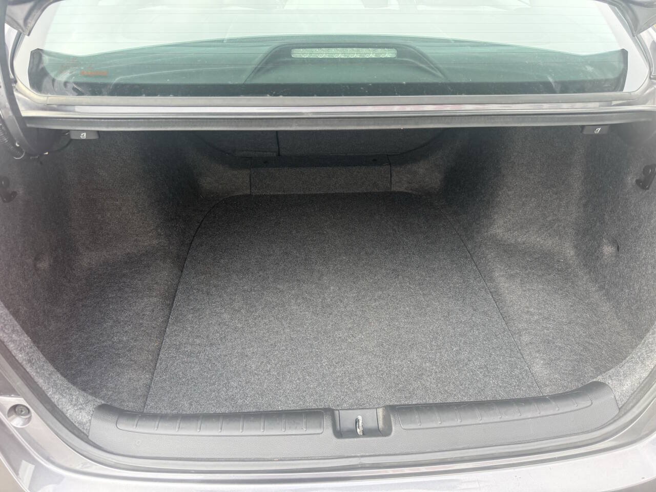 Used 2018 Honda Accord EX-L image 24