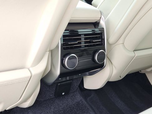 New 2026 Land Rover Range Rover SE AWD/4WD image 25