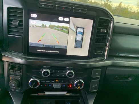 Used 2024 Ford F250 Lariat w/ Chrome Package image 22