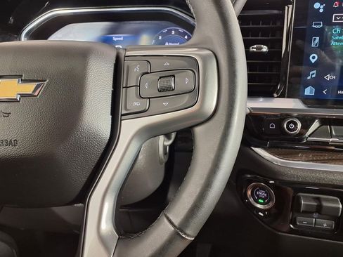 Used 2025 Chevrolet Silverado 1500 LT image 16