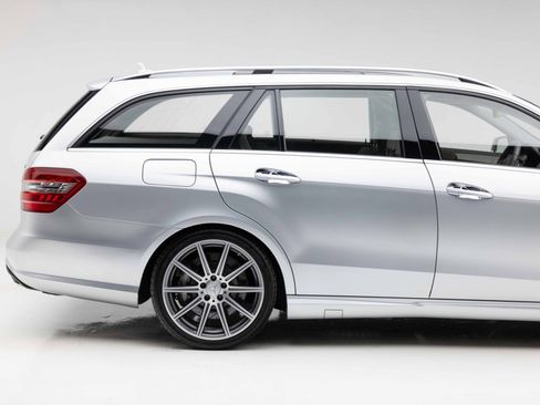 Used 2012 Mercedes-Benz E 63 AMG Wagon image 21