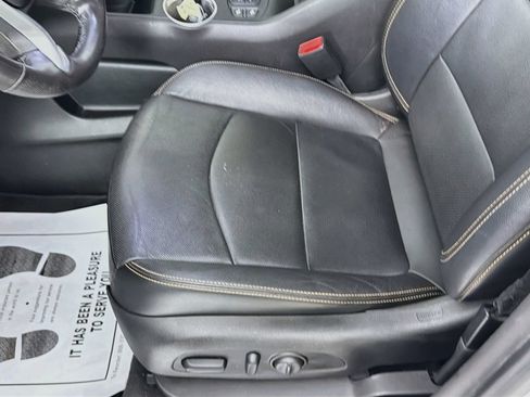 Used 2020 GMC Terrain SLT w/ Preferred Package FWD image 19