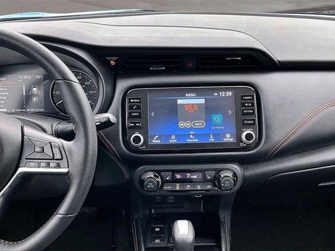 Used 2024 Nissan Kicks SR w/ SR Premium Package image 6