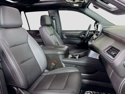 Certified 2023 Chevrolet Tahoe Z71 w/ Luxury Package image 34