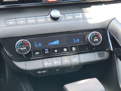 New 2025 Hyundai Elantra Sport image 15
