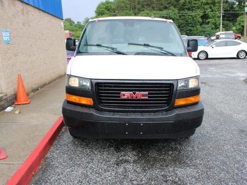 Used 2019 GMC Savana 2500 LS w/ Driver Convenience Package RWD image 2