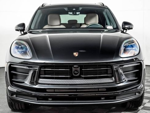 New 2026 Porsche Macan AWD/4WD image 7
