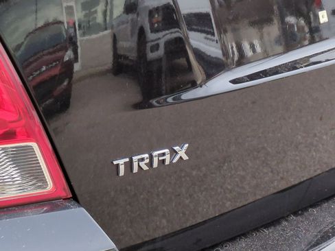 Used 2019 Chevrolet Trax LT w/ LPO, Cargo Package image 15