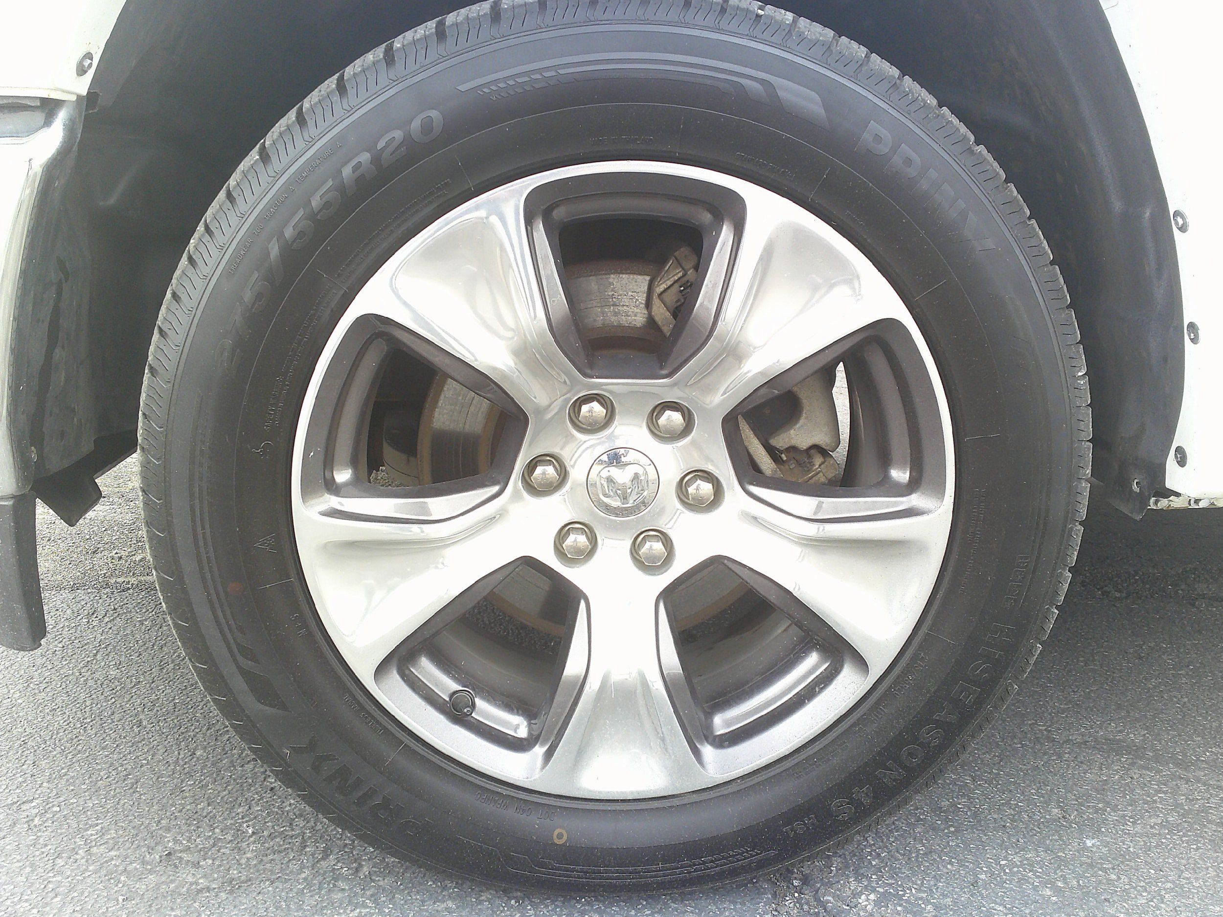 Used 2021 RAM 1500 Laramie AWD/4WD image 12