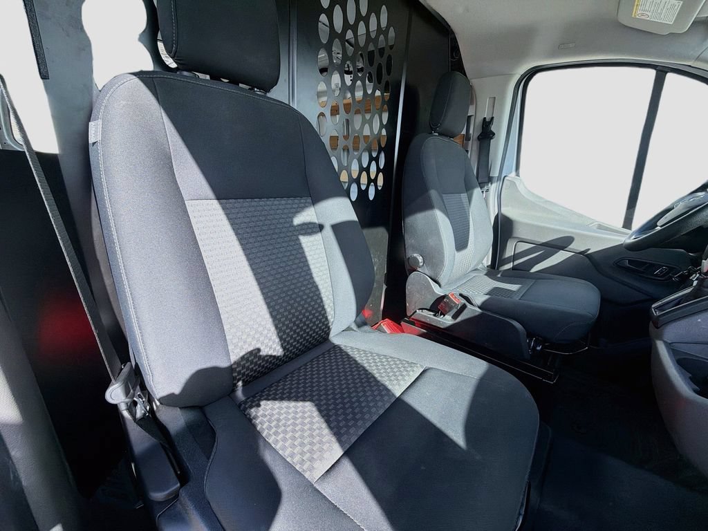 Used 2025 Ford Transit 250 Low Roof RWD image 24