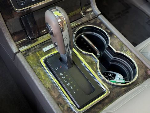 Used 2017 Lincoln Navigator L Select image 27