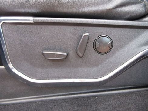 Used 2023 Ford F250 Lariat w/ Sport Appearance Package image 12