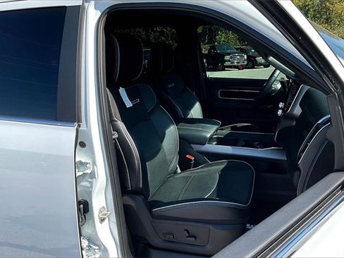 Used 2024 RAM 3500 Laramie w/ Sport Appearance Package image 7