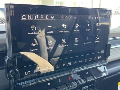 New 2026 GMC Hummer EV SUV image 16