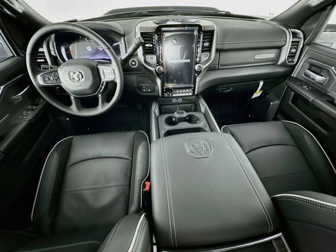 New 2026 RAM 2500 Laramie w/ Sport Appearance Package AWD/4WD image 9