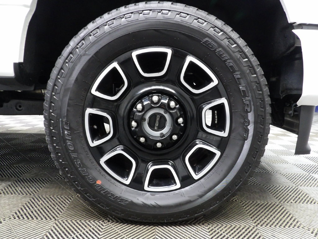 Used 2026 Ford F250 Platinum AWD/4WD image 11