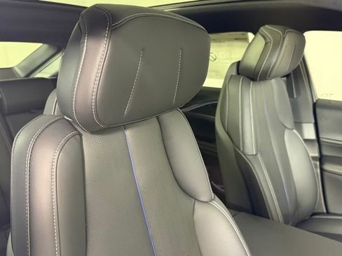 New 2026 Cadillac Lyriq Sport RWD image 31