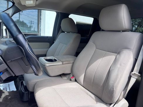 Used 2010 Ford F150 XLT AWD/4WD image 16