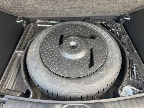 Used 2018 Jeep Compass Latitude w/ Popular Equipment Group image 18