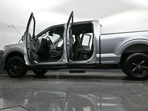 Used 2022 Ford F150 XLT w/ Trailer Tow Package AWD/4WD image 28