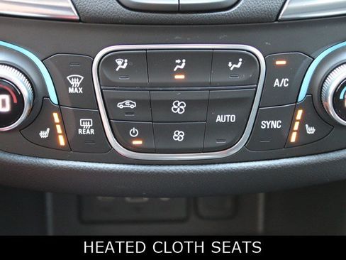 Used 2022 Chevrolet Equinox LT AWD/4WD image 18