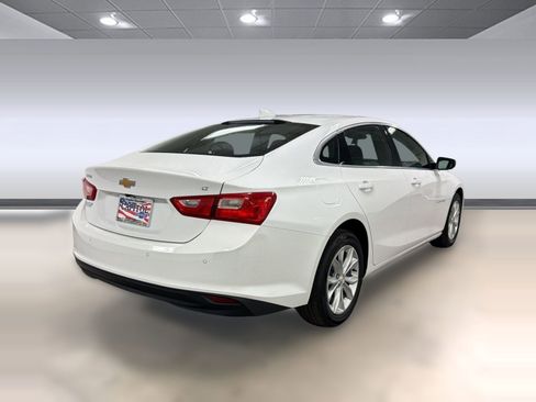 Used 2025 Chevrolet Malibu LT FWD image 8