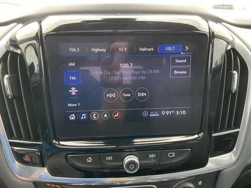 Used 2020 Chevrolet Traverse Premier AWD/4WD image 37