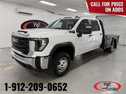 New 2025 GMC Sierra 3500 Pro w/ Convenience Package