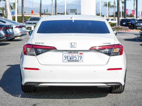 Used 2024 Honda Civic Touring image 8
