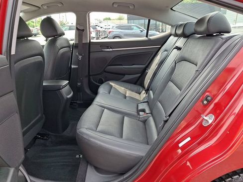 Used 2017 Hyundai Elantra Limited FWD image 10