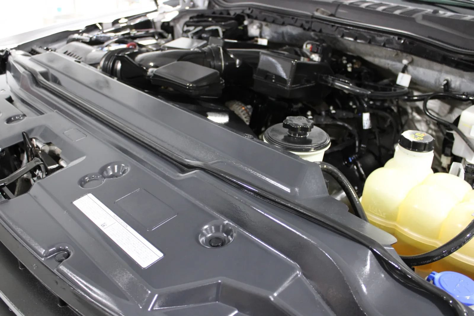 Used 2022 Ford F250 XL w/ Power Equipment Group AWD/4WD image 11