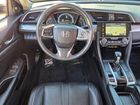 Used 2016 Honda Civic Touring image 11