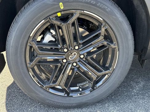 New 2026 INFINITI QX60 Sport image 30