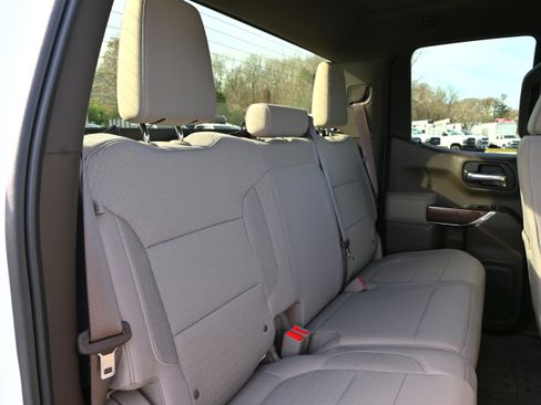 Used 2020 GMC Sierra 1500 Elevation w/ Elevation Value Package image 11