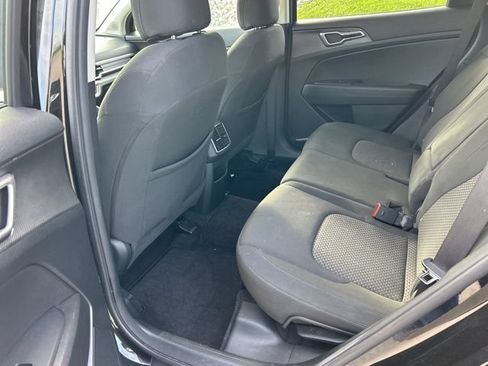 Used 2024 Kia Sportage LX FWD image 10