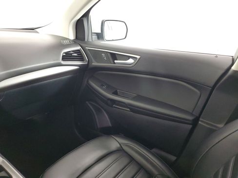 Used 2024 Ford Edge SEL image 45