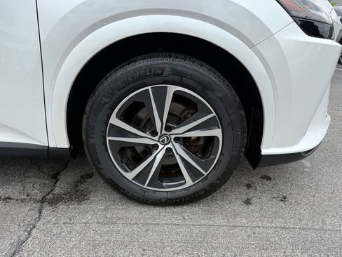 Used 2023 Lexus RX 350 Premium w/ Accessory Package AWD/4WD image 27