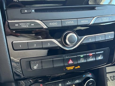 Used 2019 INFINITI QX30 AWD w/ Cargo Package image 17