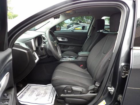 Used 2017 Chevrolet Equinox LS FWD image 13