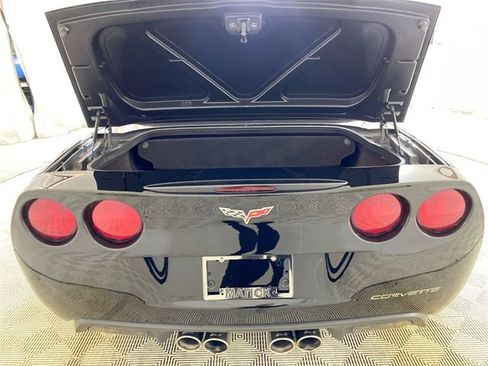 Used 2011 Chevrolet Corvette Base w/ Preferred Equipment Group image 22