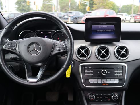 Used 2020 Mercedes-Benz GLA 250 image 13