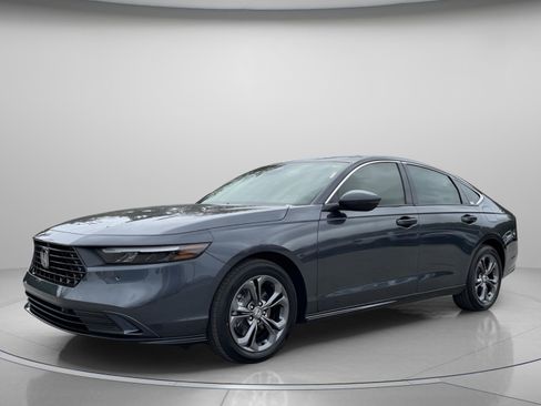 New 2025 Honda Accord EX-L image 2