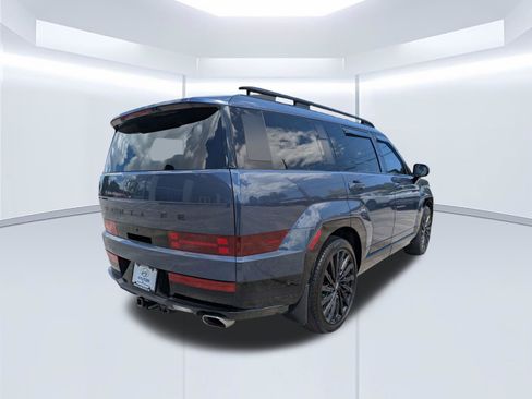 Certified 2025 Hyundai Santa Fe Calligraphy FWD image 4