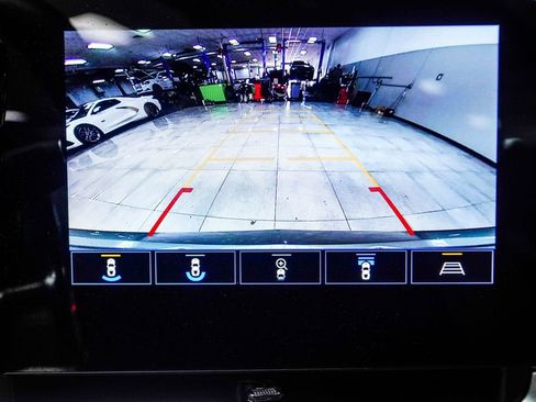 Used 2023 Chevrolet Corvette Stingray Preferred Cpe w/ Z51 Performance Package RWD image 32