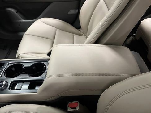 Used 2023 Lincoln Corsair AWD image 21